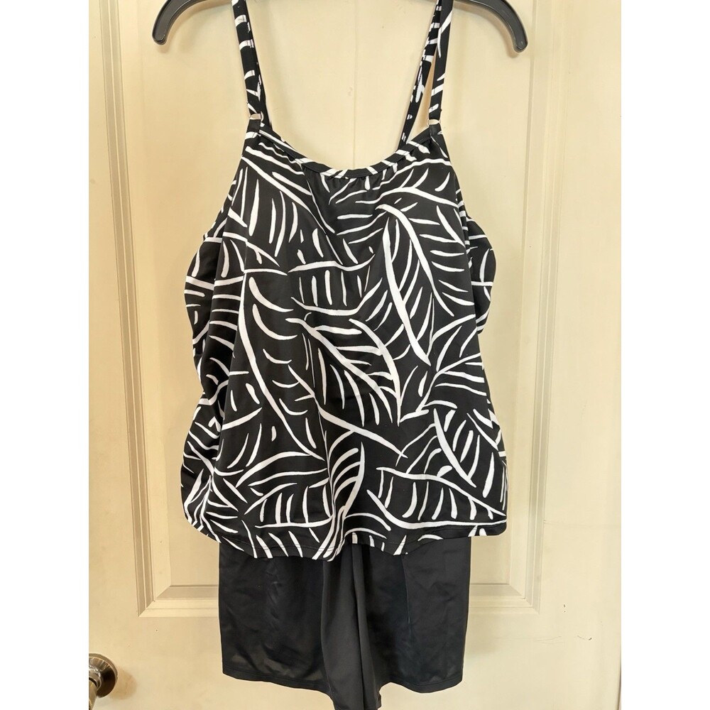 Trimshaper One Piece Swim Suit 16W Shorts Black White Leaf Tummy Control Pockets